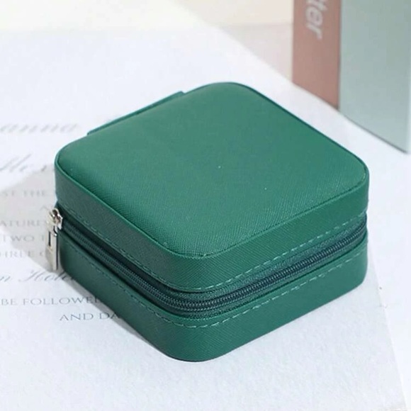 Zippered Jewelry Box Travel Storage Emerald Green, Dusty Pink, Black, Teal - Picture 15 of 16